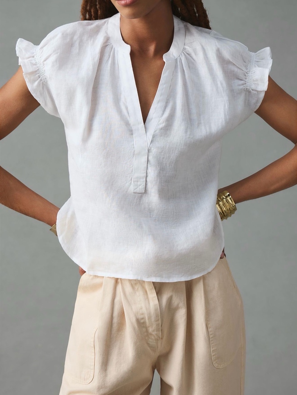 Anthropologie Pilcro
Women's White Linen Split-Neck Flutter Sleeve Top
